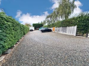 Photo 20- click for photo gallery